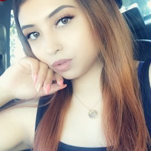 Meet your Posher, Ana